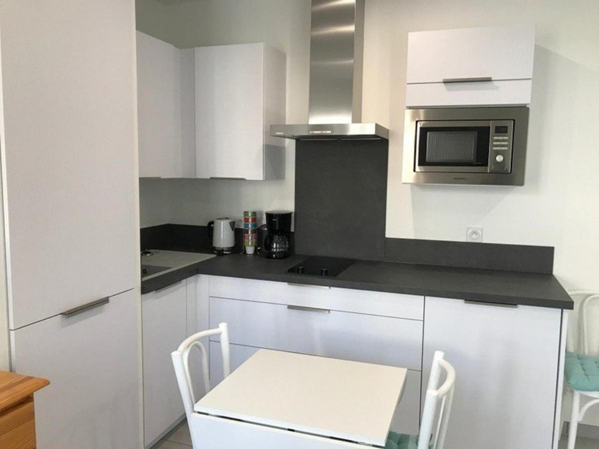 Studio Renove En Centre-Ville, Ideal Pour Des Vacances A Pied, Calme Et Confort, Classe 2 Etoiles. - Fr-1-4-512 Сен Жан дьо Луз Екстериор снимка